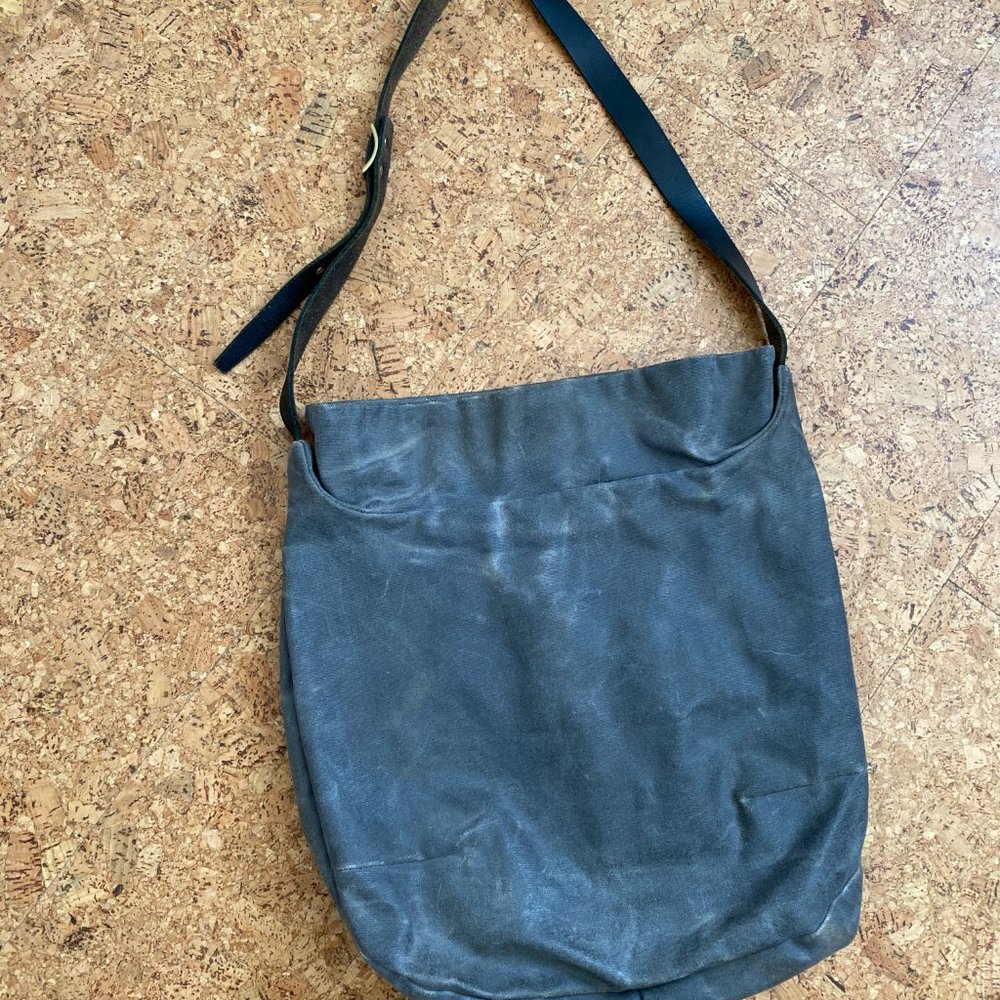 HOIBO waxed canvas bag